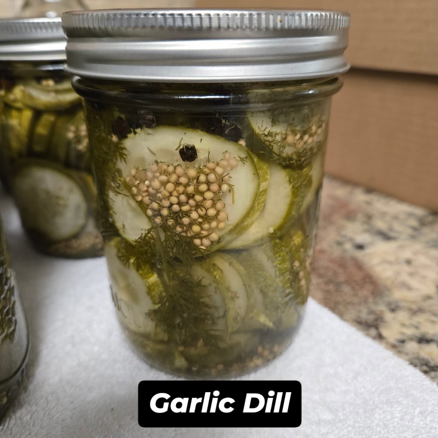 Organic dill pickles